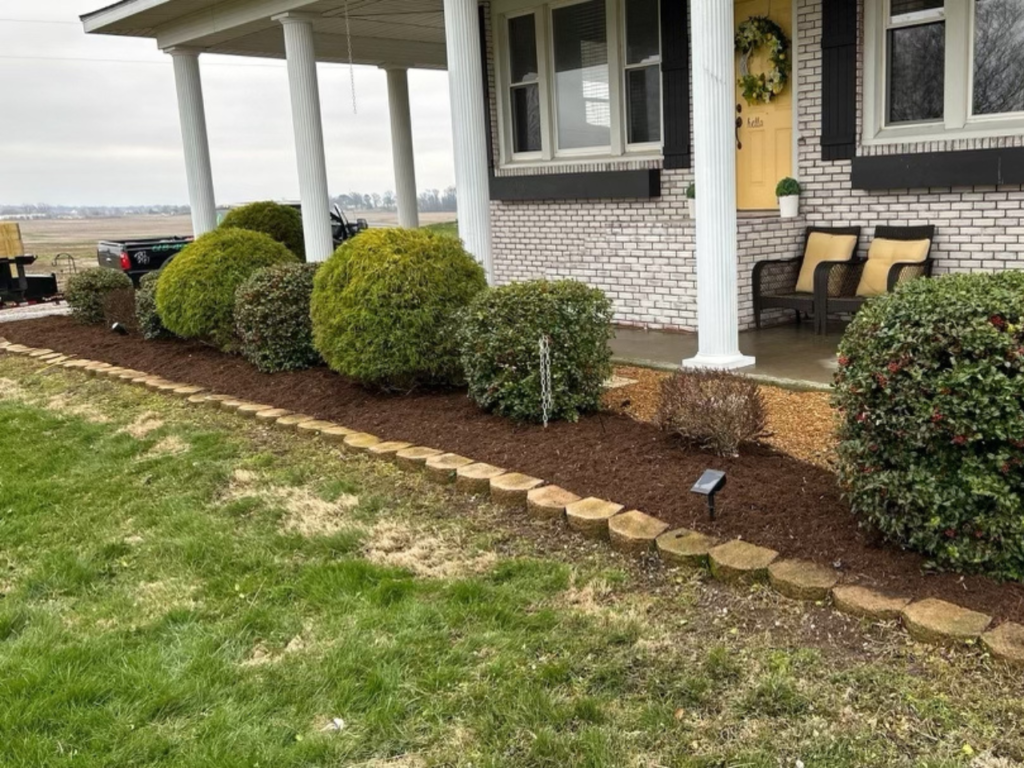 Mulch Installation Service near me - Mulching Service - UltimateGreen